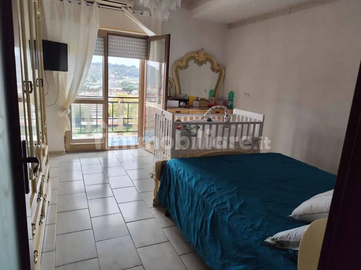 Appartamento in vendita a Napoli