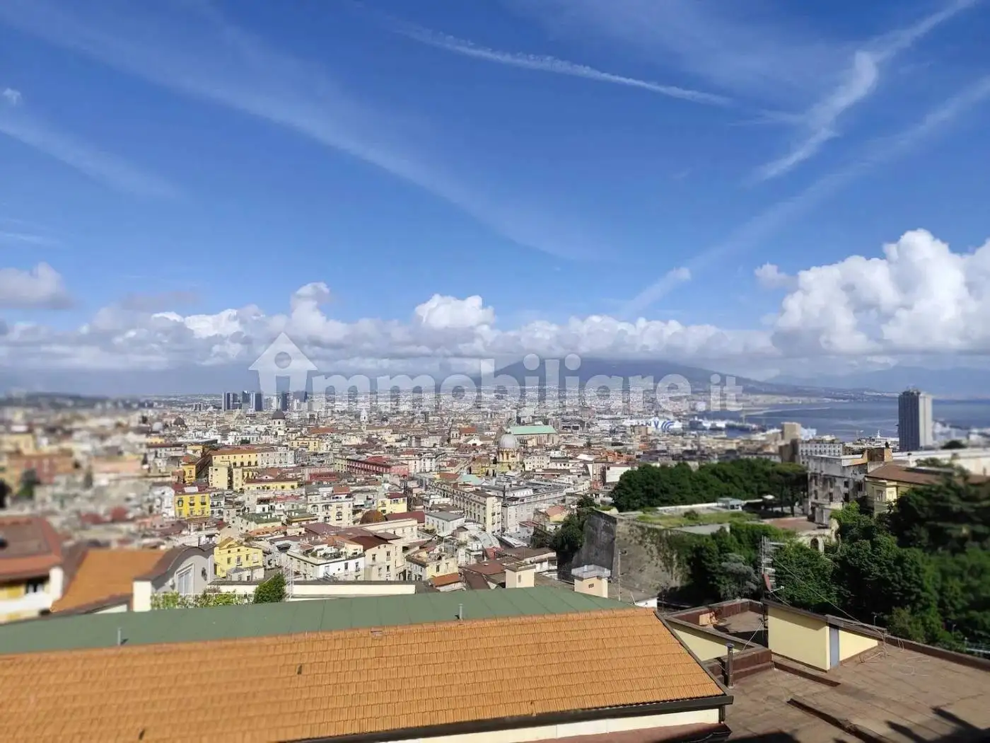 Appartamento in affitto a Napoli