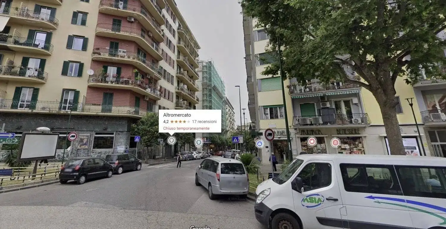 Appartamento in affitto a Napoli