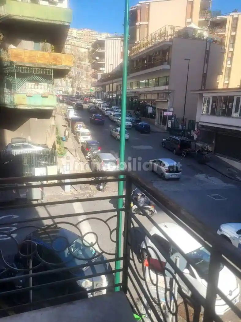 Trilocale via Francesco Giordani, Piazza Amedeo - Parco Margherita, Napoli - foto 5