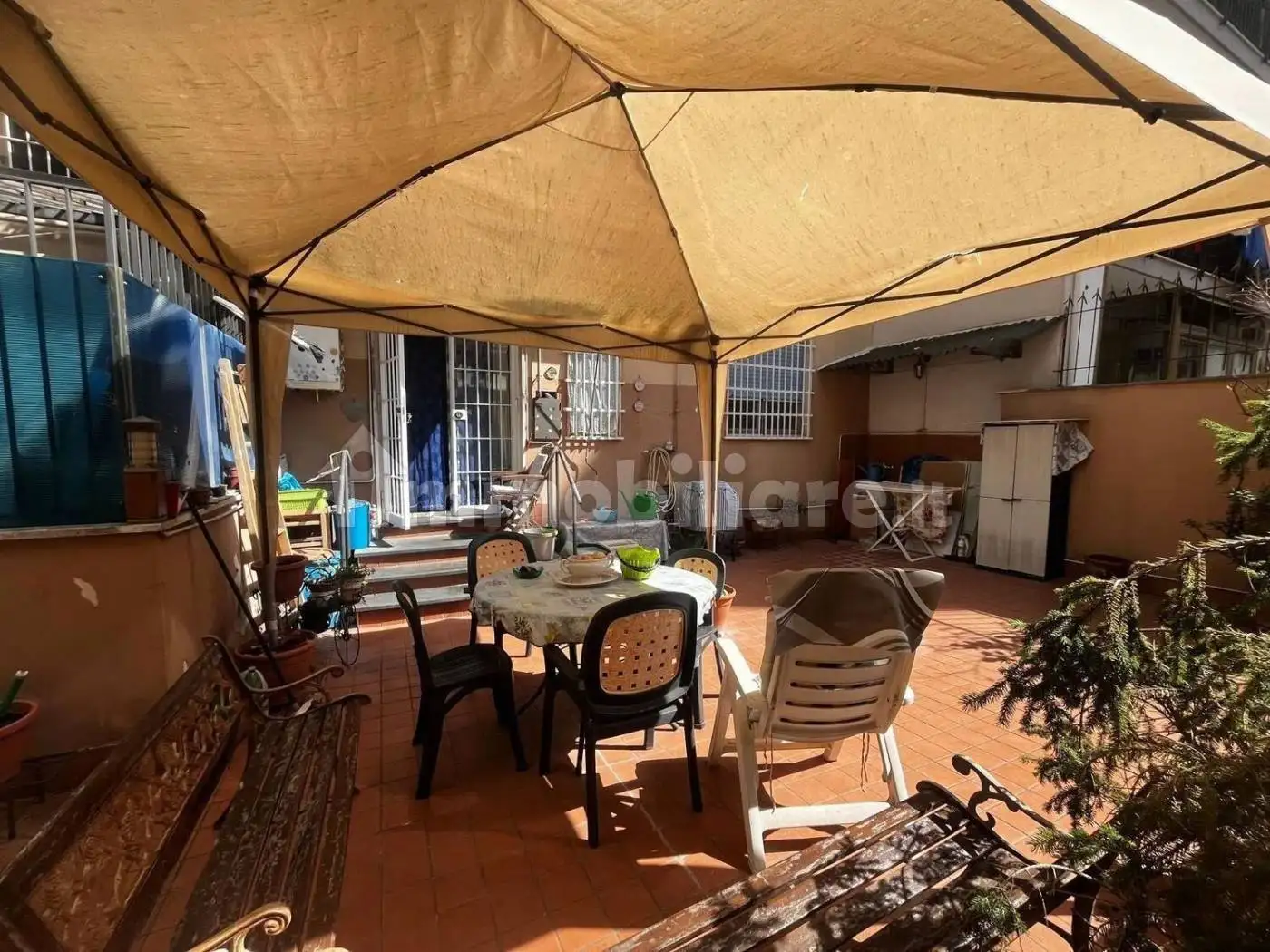 Appartamento in vendita a Napoli