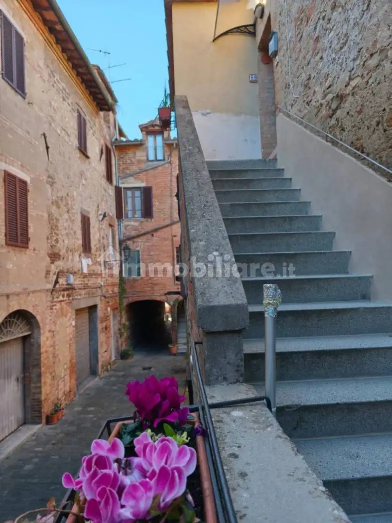 Appartamento in vendita a Buonconvento