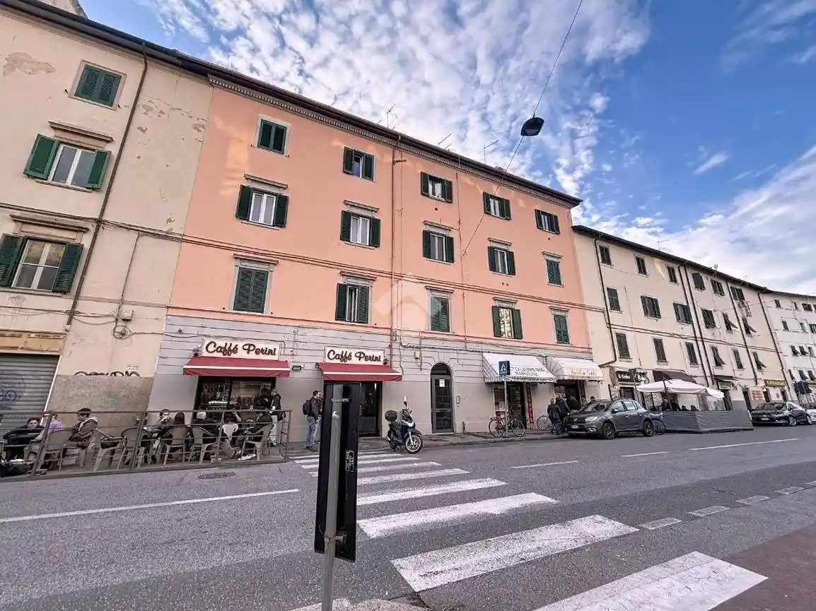Appartamento in vendita a Livorno