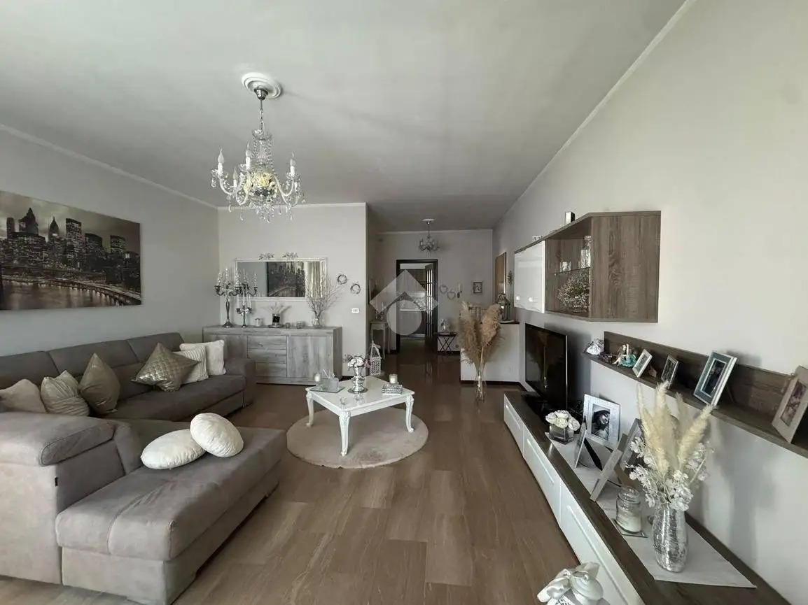 Appartamento in vendita a Vercelli