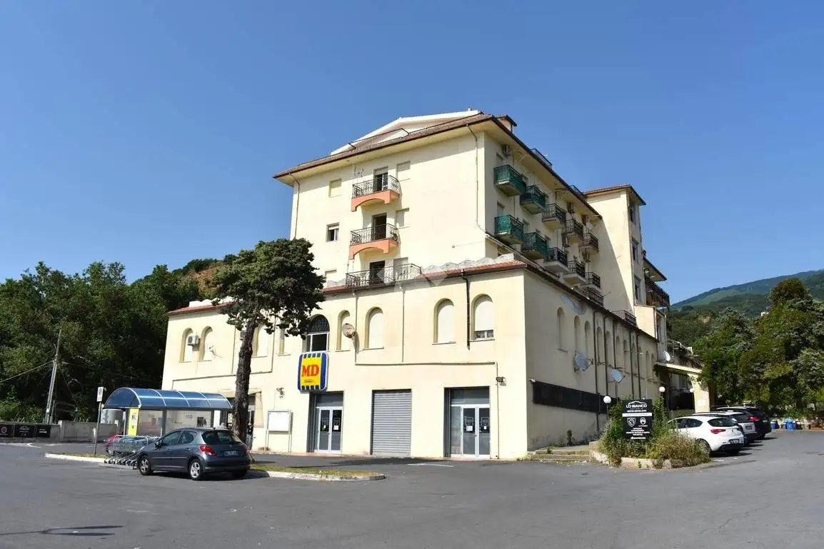 Appartamento in vendita a Paola