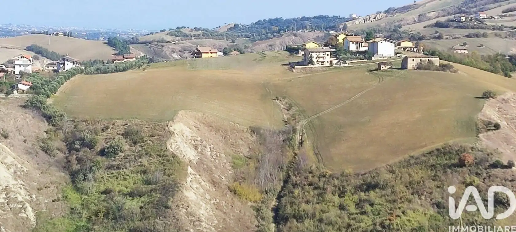 Rustico - Casale in vendita a Teramo