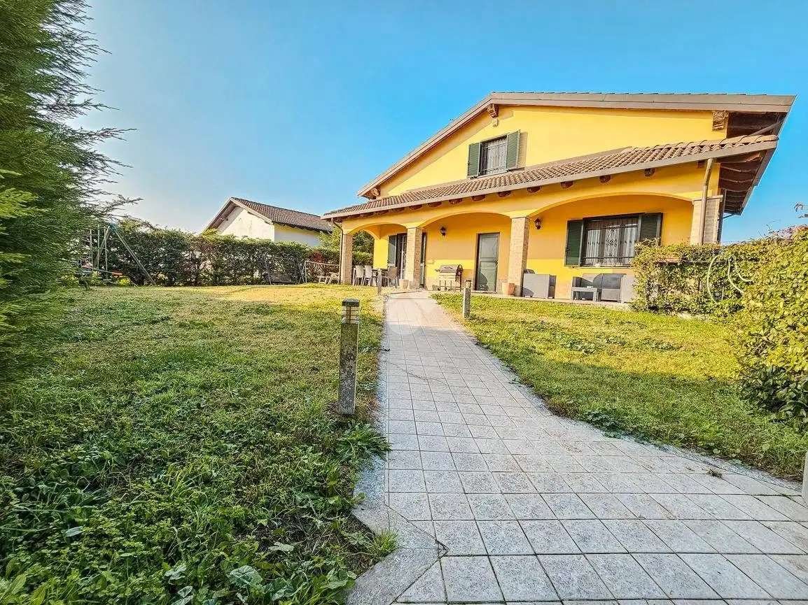 Villa in vendita a Alessandria