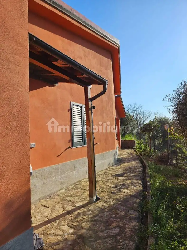 Villa in vendita a Vezzano Ligure