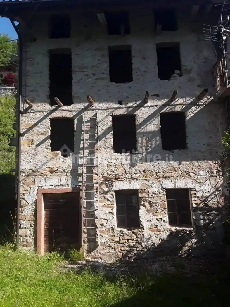 Rustico - Casale in vendita a Belluno