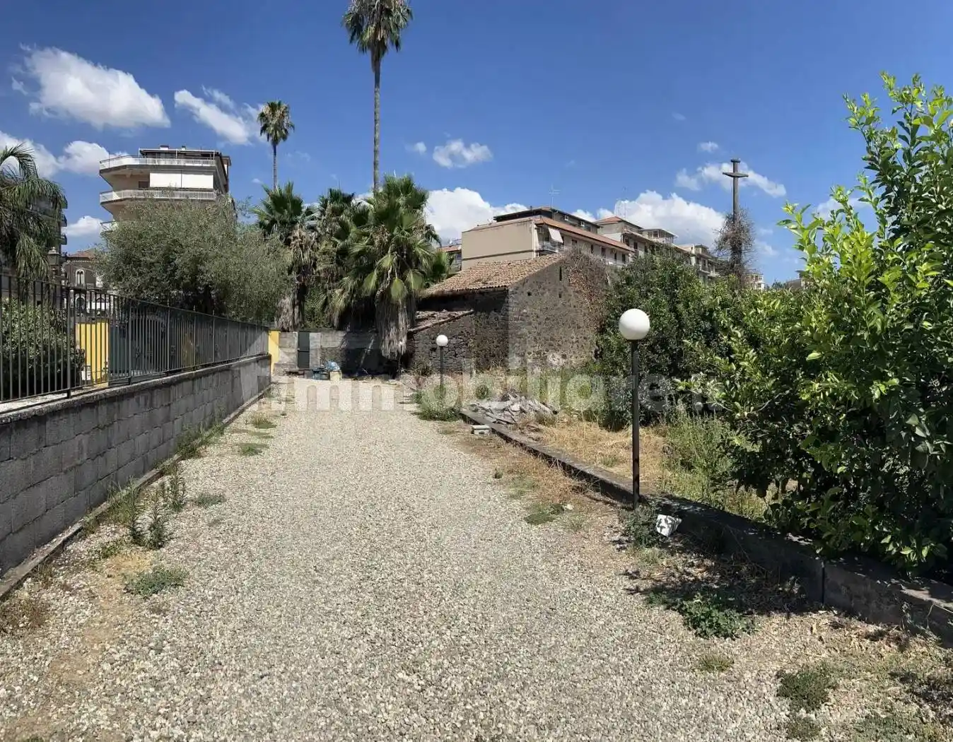 Rustico - Casale in vendita a Aci Catena