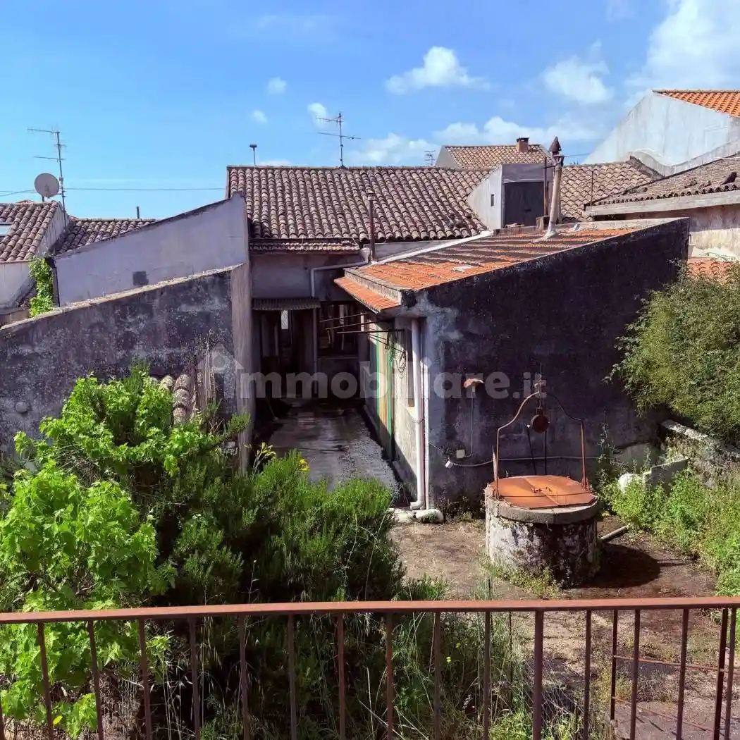 Villa in vendita a Zafferana Etnea