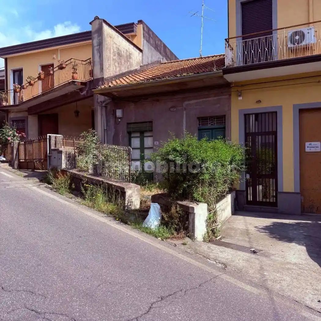 Villa in vendita a Zafferana Etnea