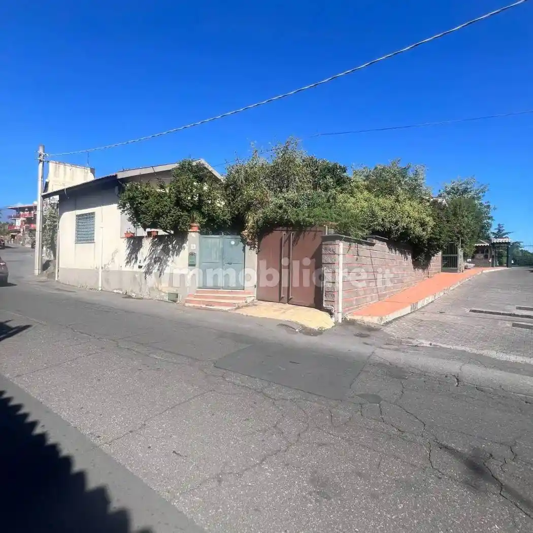 Villa in vendita a Mascalucia