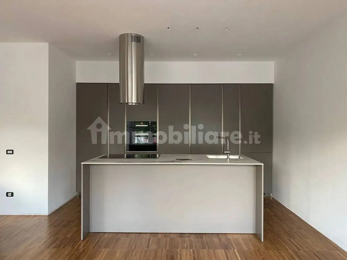 Appartamento in vendita a Sarzana