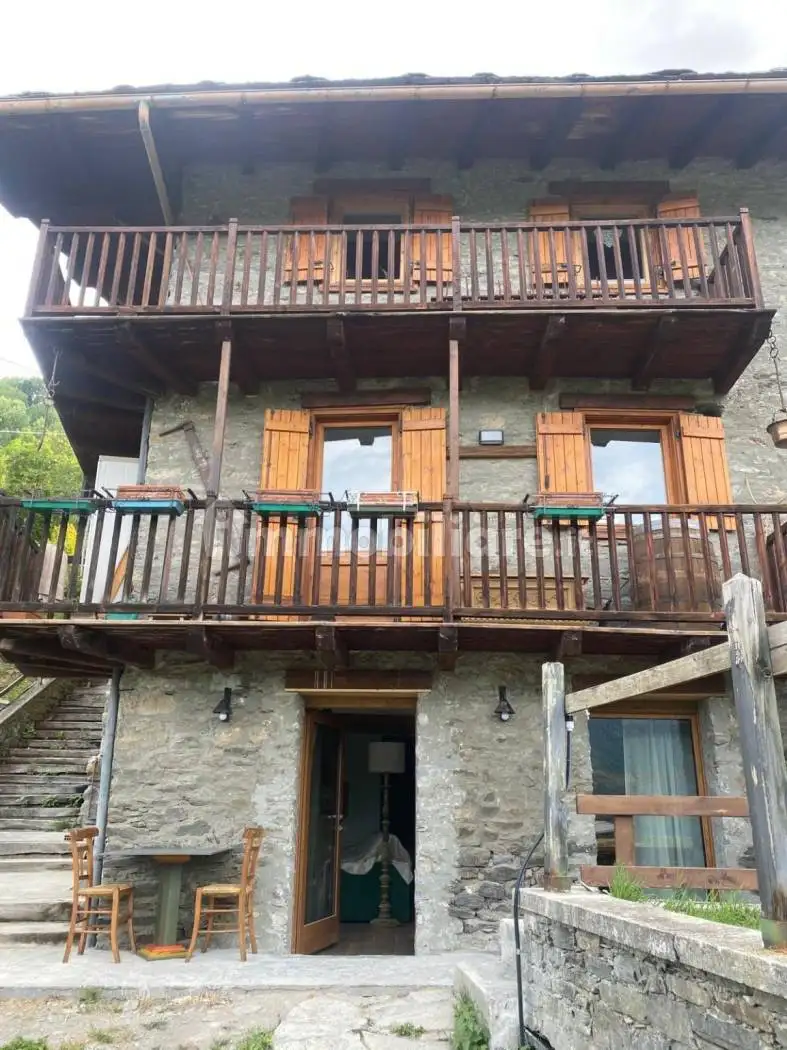 Appartamento in affitto a La Salle