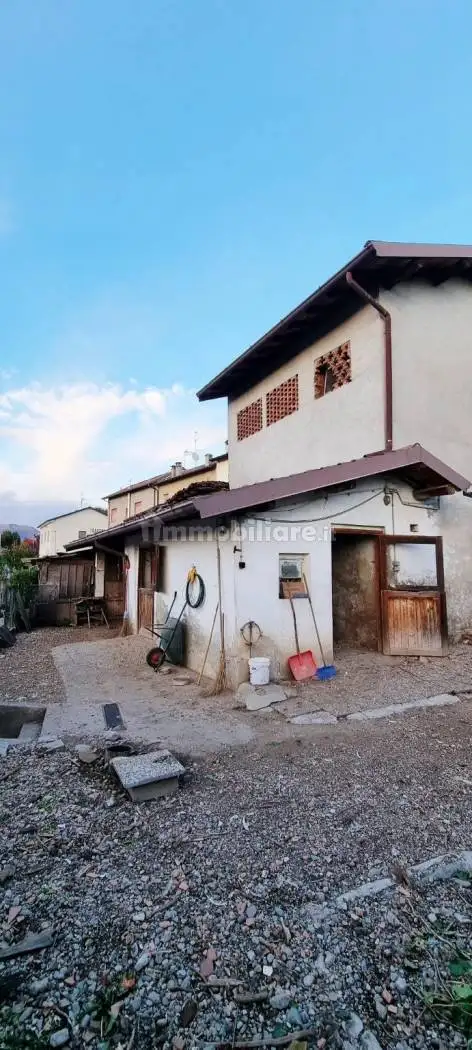 Rustico - Casale in vendita a Alzate Brianza