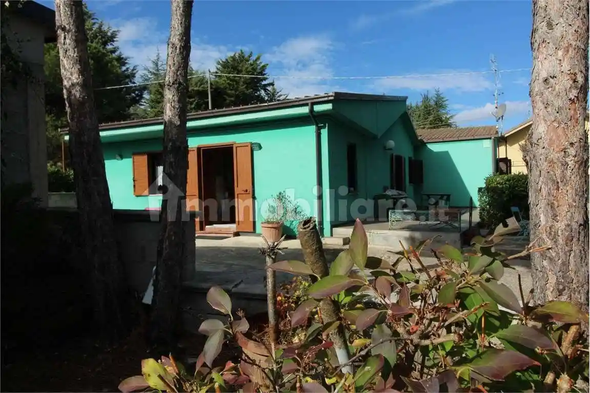 Villa unifamiliare, buono stato, 181 m², Potenza - foto 3