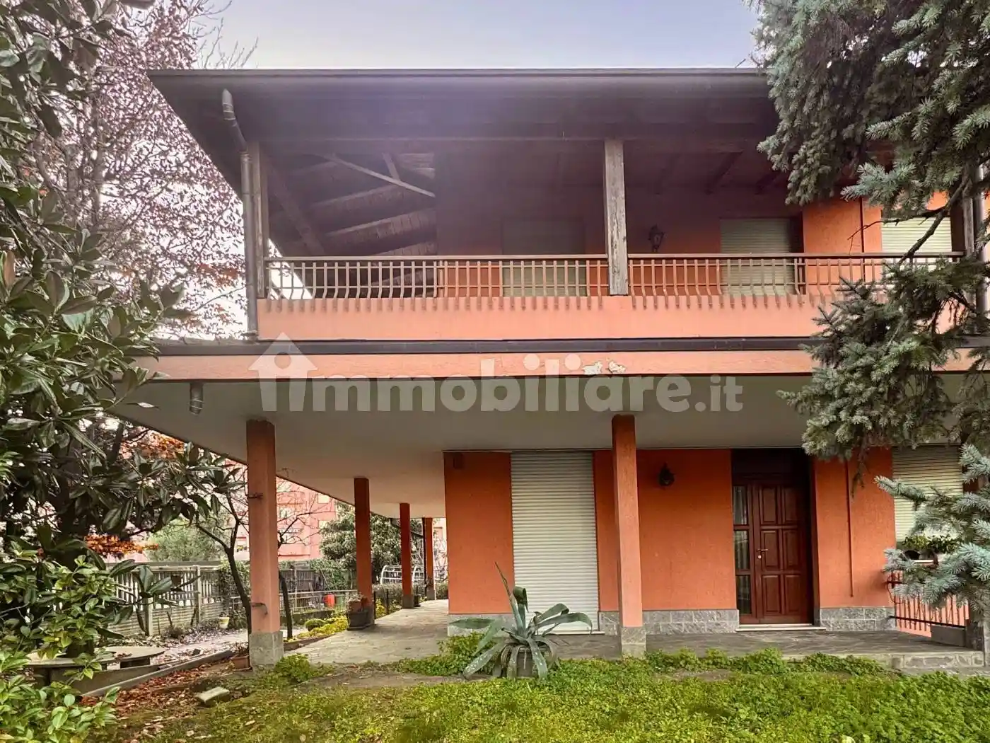 Villa in vendita a Muggiò