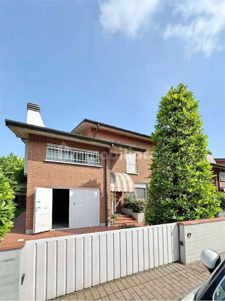 Villetta a schiera in vendita a Modena