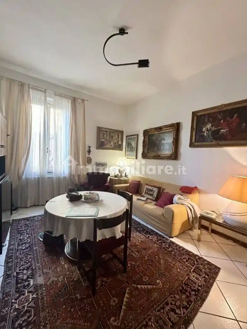 Appartamento in vendita a Piacenza