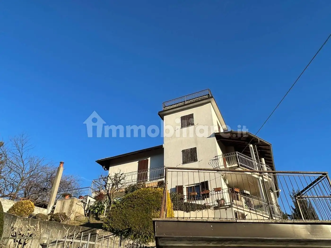 Appartamento in vendita a Cunardo