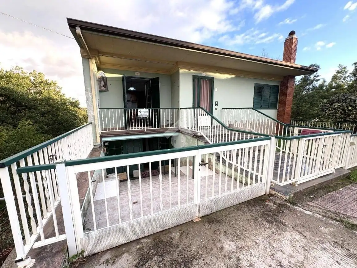 Casa indipendente in vendita a Serrastretta