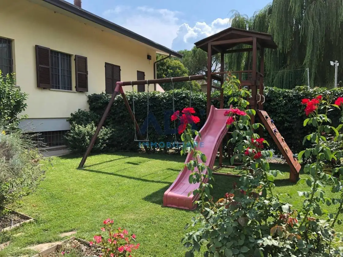 Villetta a schiera in vendita a Assisi