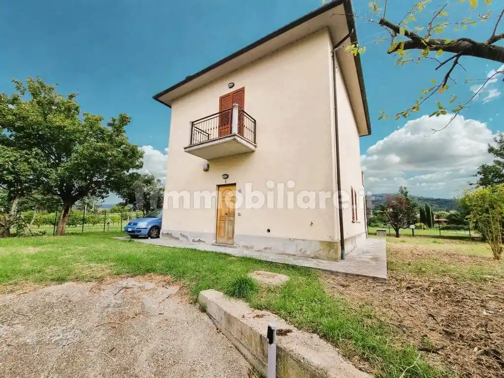 Villa unifamiliare via Pozzo Nuovo 11, Castiglion Fiorentino - foto 4