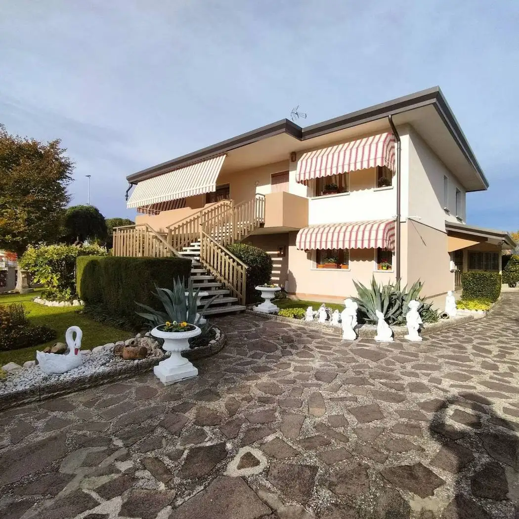 Villa in vendita a Pravisdomini