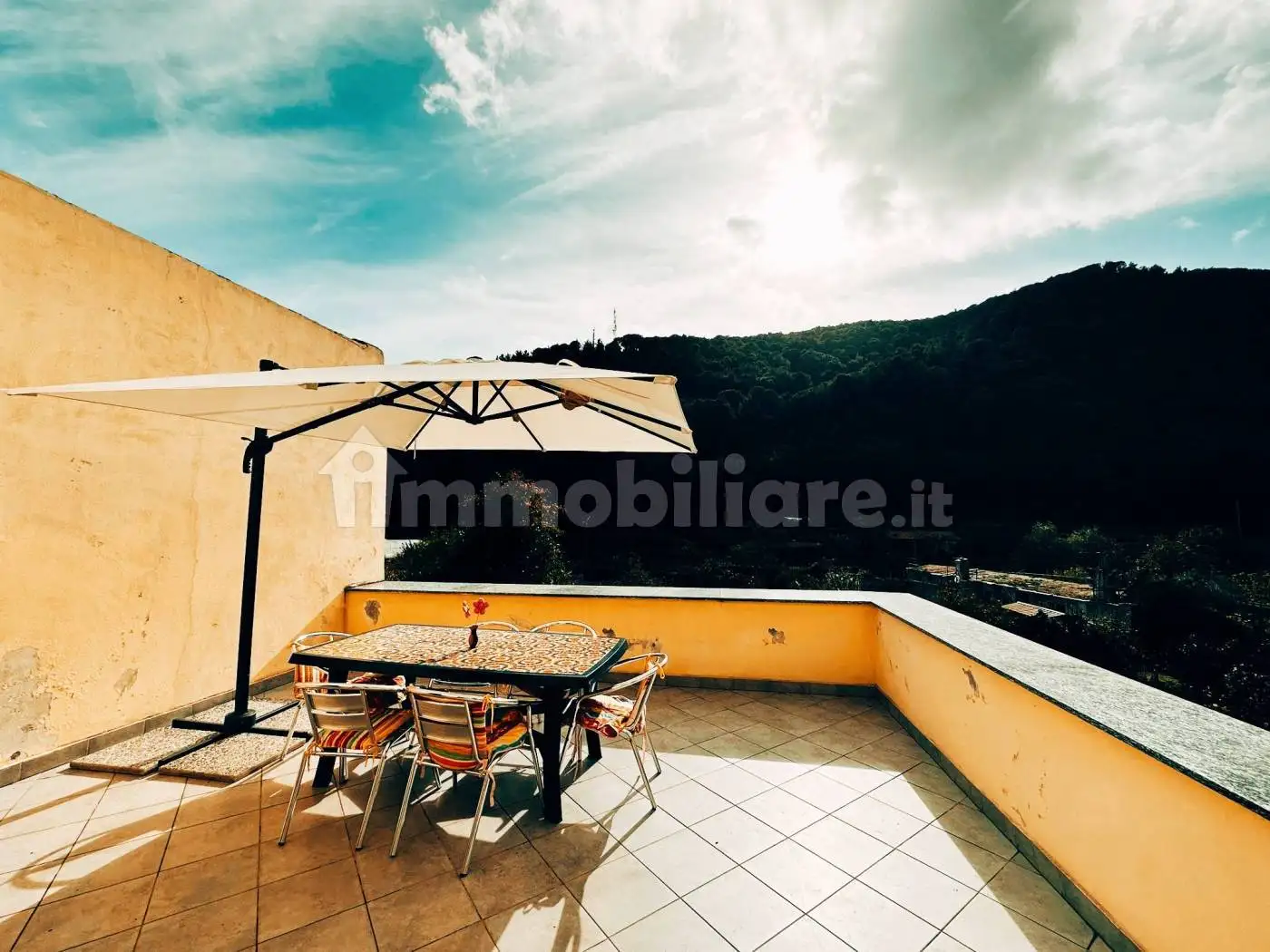 Casa indipendente in vendita a Toirano