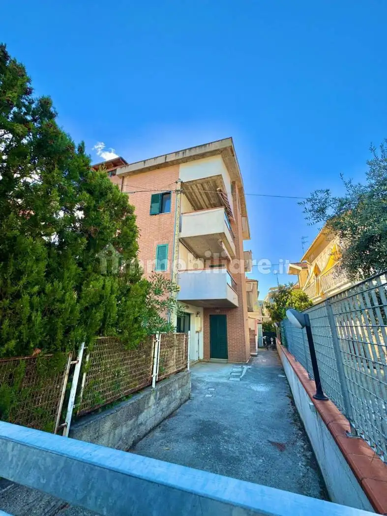 Appartamento in vendita a Alba Adriatica