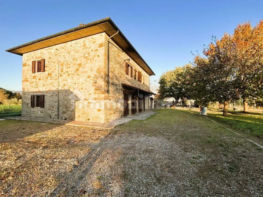 Rustico - Casale in vendita a Castiglion Fiorentino