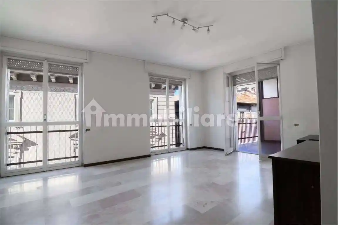 Bilocale Galleria Kennedy, 4, Matteotti, Seregno - foto 3