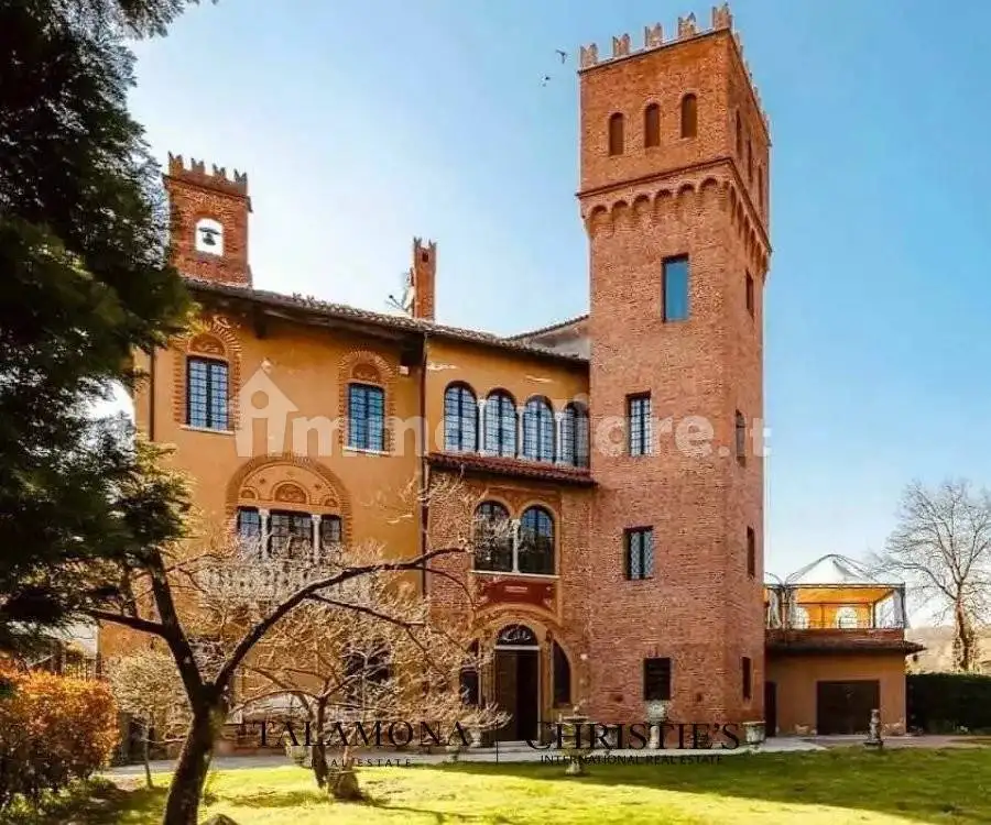 Palazzo - Edificio in vendita a Cavallirio