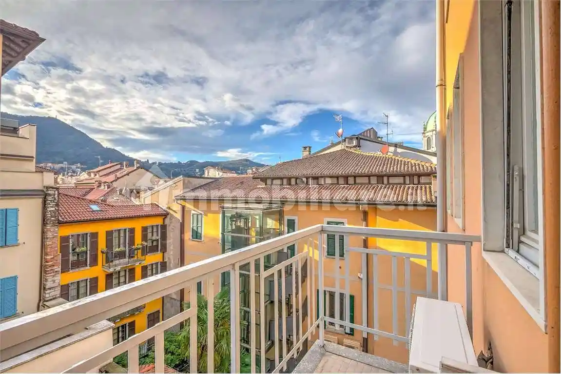 Appartamento in vendita a Como