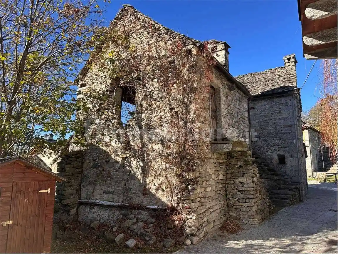 Rustico frazione Altoggio, SNC, Altoggio, Montecrestese - foto 2