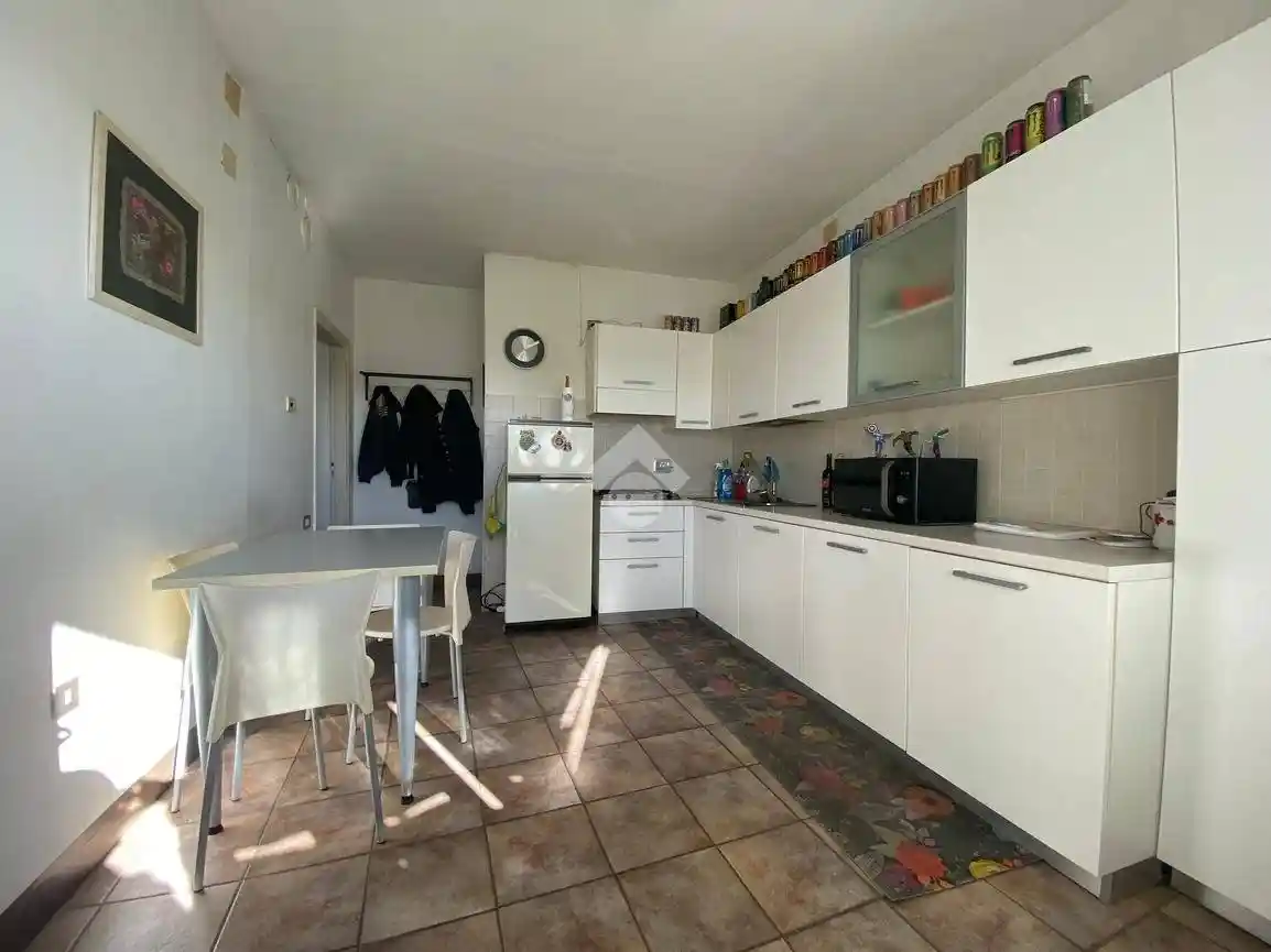 Palazzo - Edificio in vendita a Samone