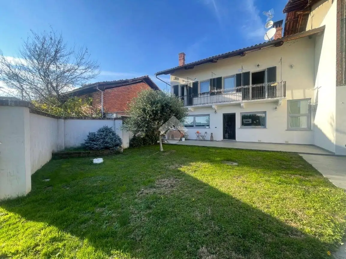 Casa indipendente in vendita a Ozegna