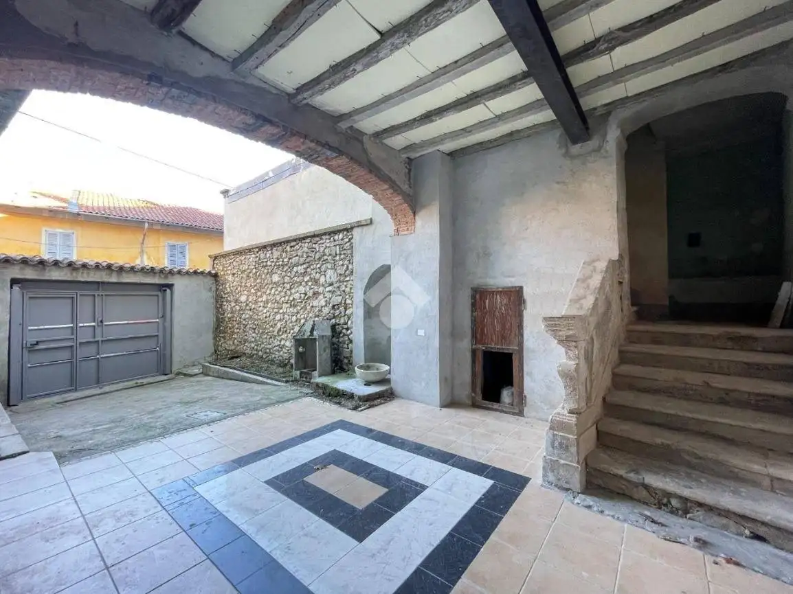 Terratetto unifamiliare piazza San Vittore 4, Centro, Arcisate - foto 3