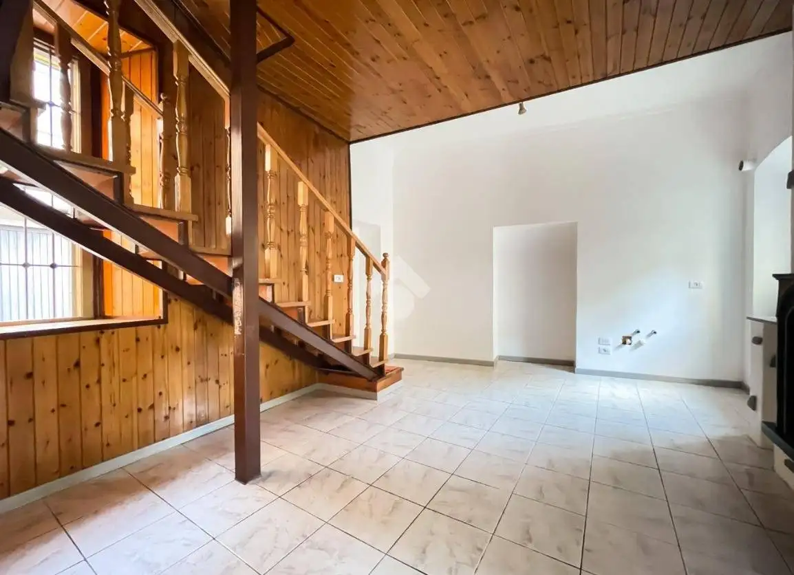 Terratetto unifamiliare piazza San Vittore 4, Centro, Arcisate - foto 5