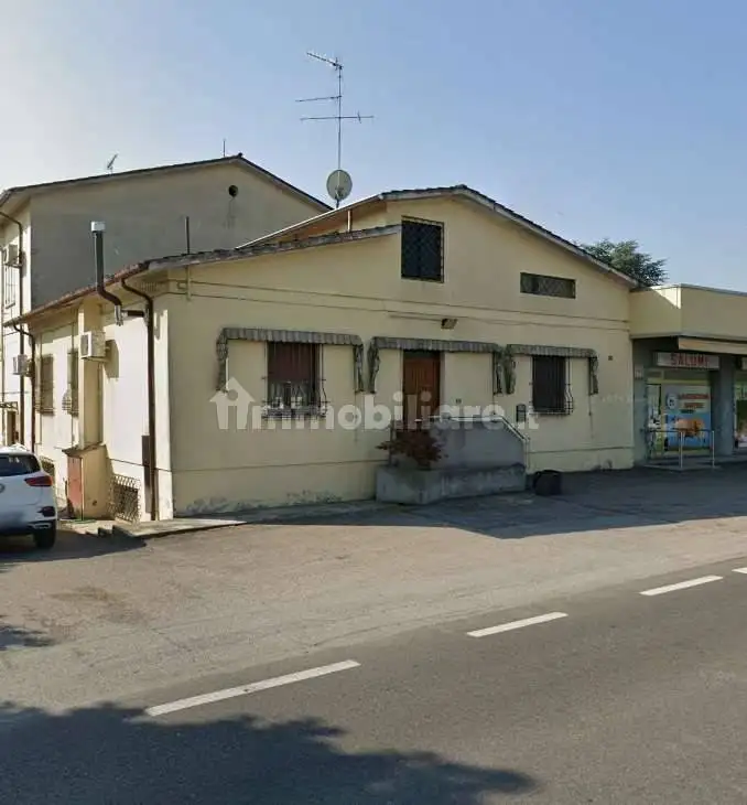 Palazzo - Edificio in vendita a Goito