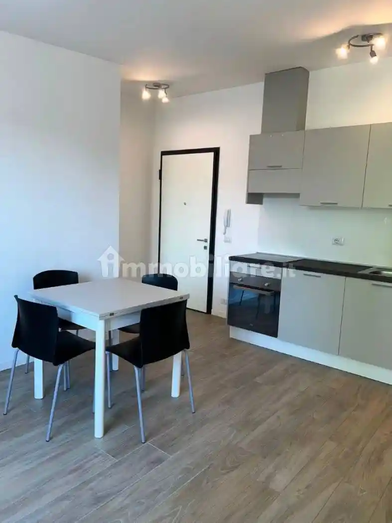 Trilocale via Empedocle 16, Villa San Giovanni, Milano - foto 3