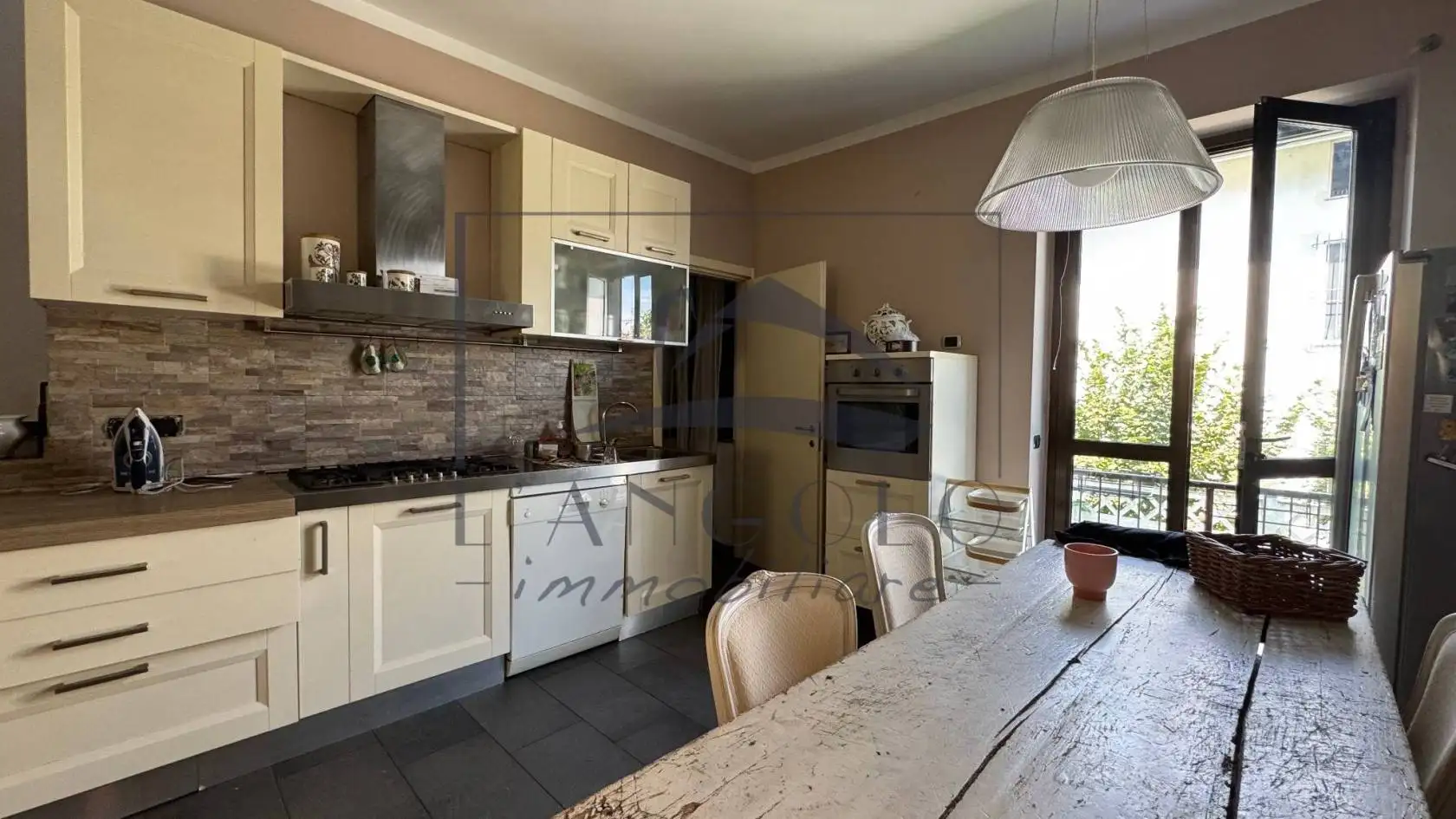 Villa unifamiliare via Cavalieri di Vittorio Veneto 24, Centro, Arluno - foto 4