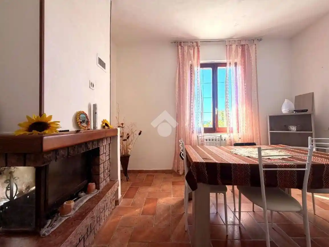 Bilocale via Giacomo Matteotti 27, Centro, Vezzano Ligure - foto 5