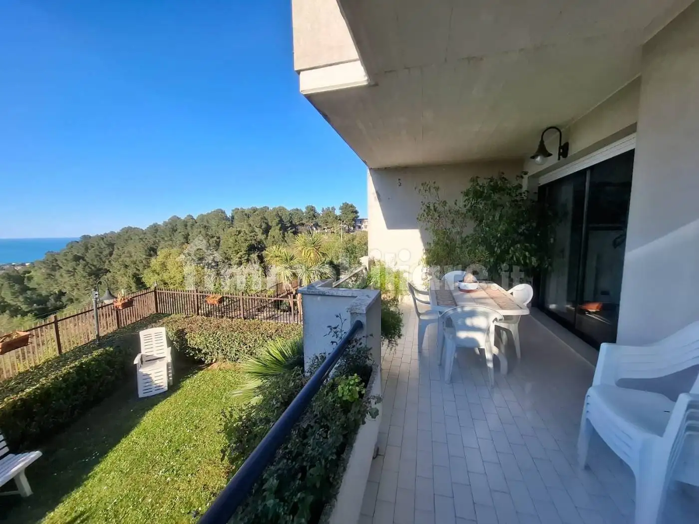 Casa indipendente in vendita a Pescara