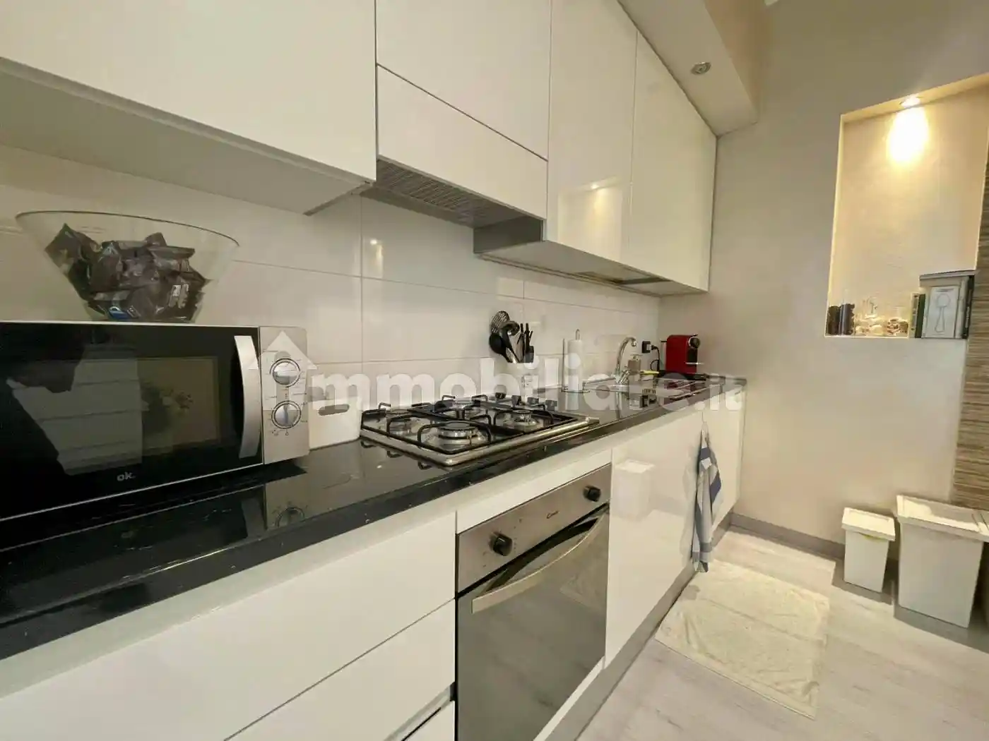 Bilocale piazza 6 Febbraio 12, Sempione, Milano - foto 4