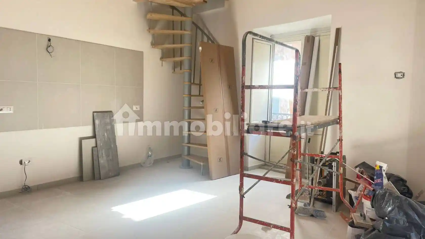 Trilocale via Napoli 1, Chiaiano, Napoli - foto 3