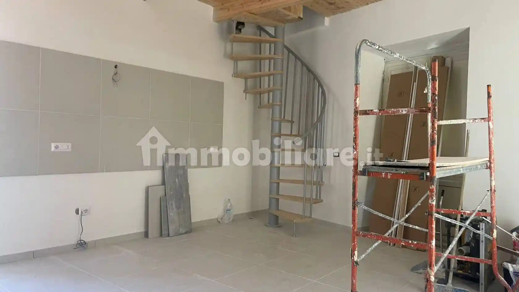 Trilocale via Napoli 1, Chiaiano, Napoli - foto 5