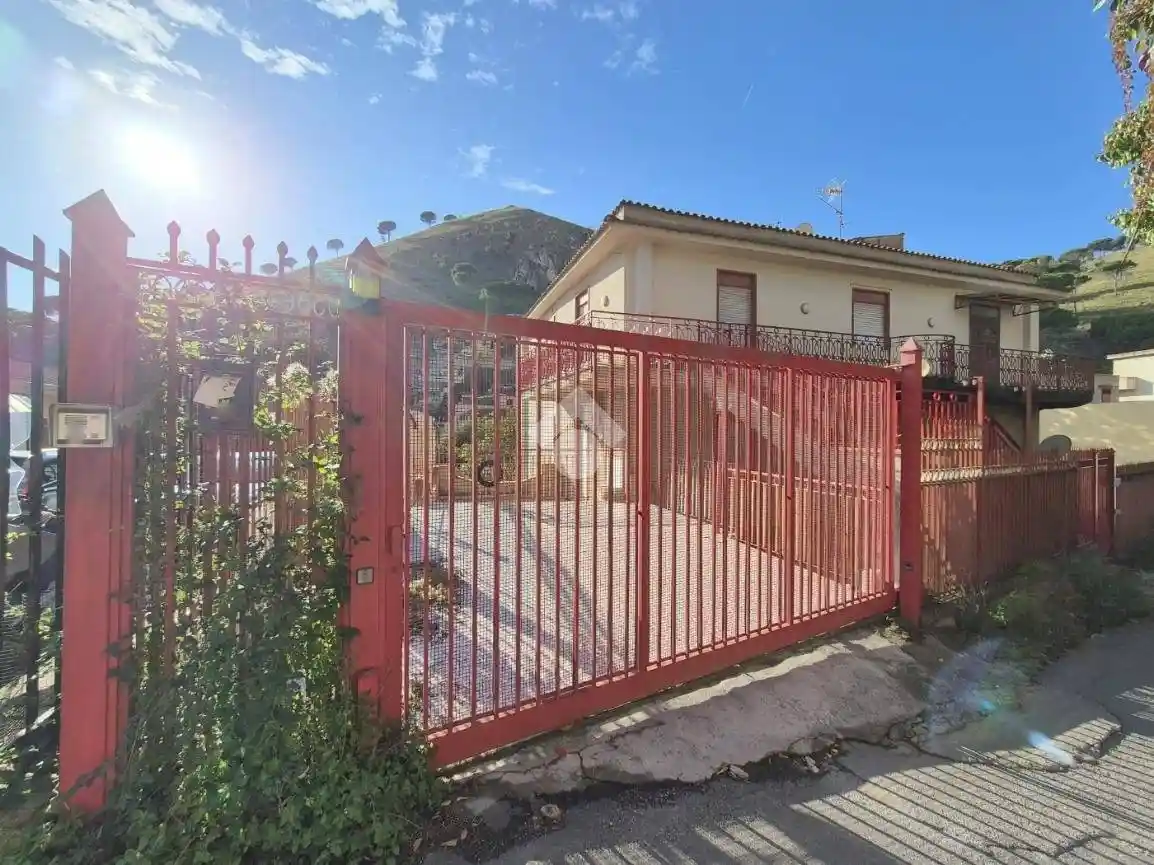 Appartamento in vendita a Monreale