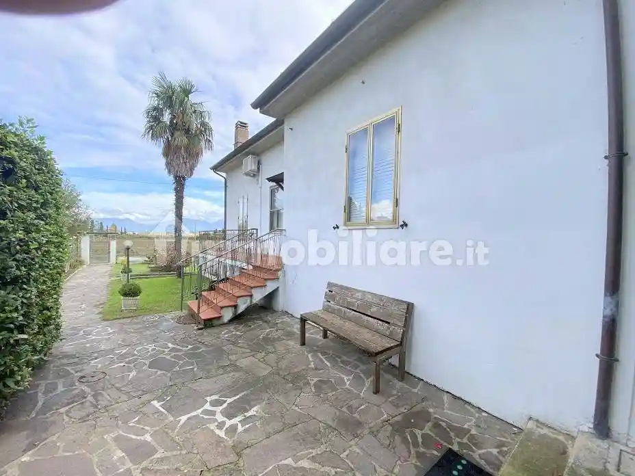 Villa bifamiliare via Flaminia, Centro, Bevagna - foto 2